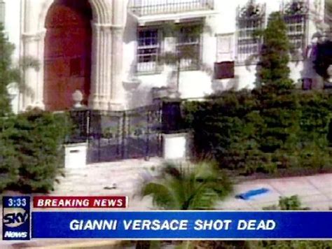 how did versace die who killed him|when did gianni versace die.